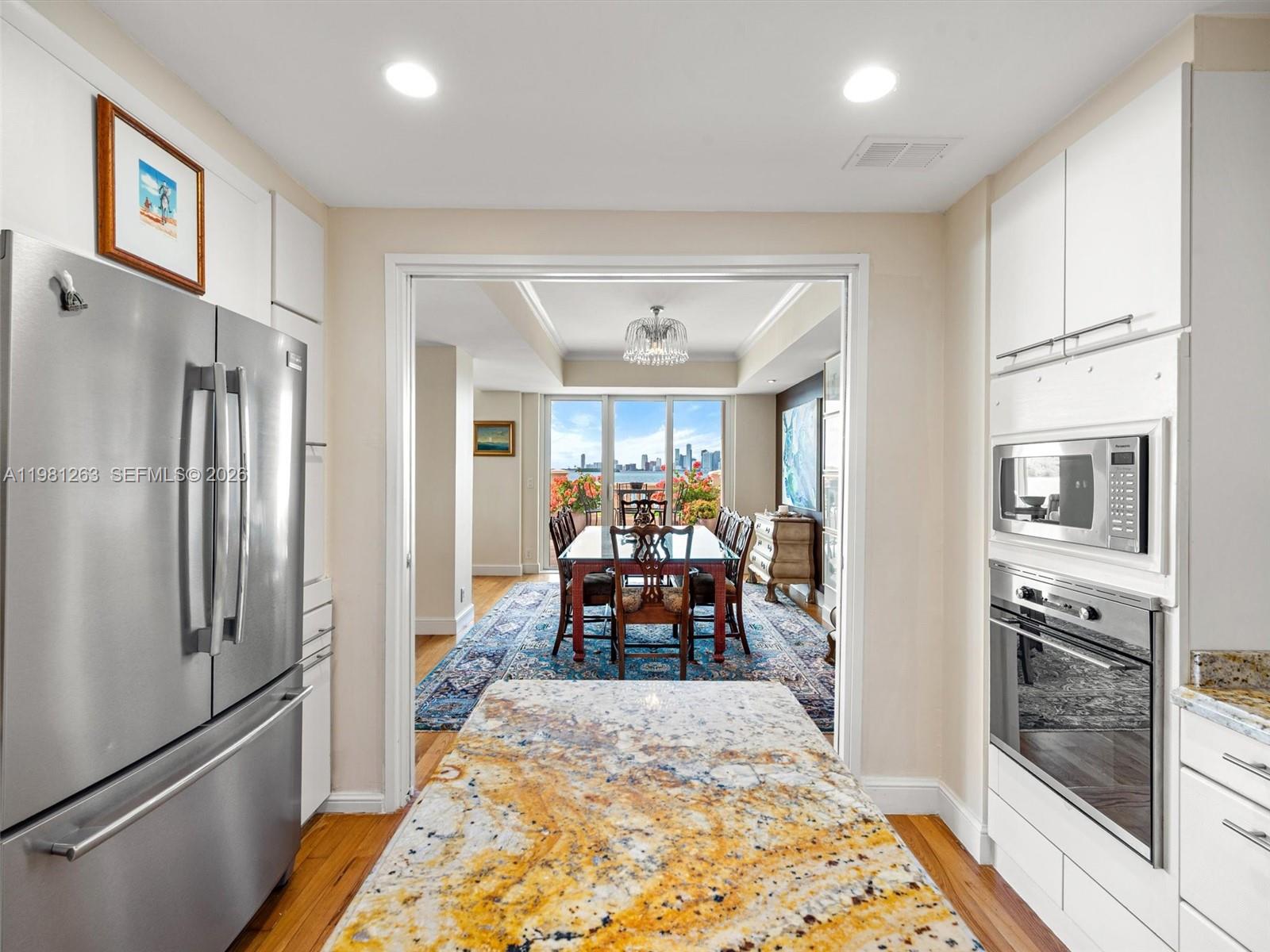 2416 Fisher Is Dr #5106 Miami Beach, FL 33109