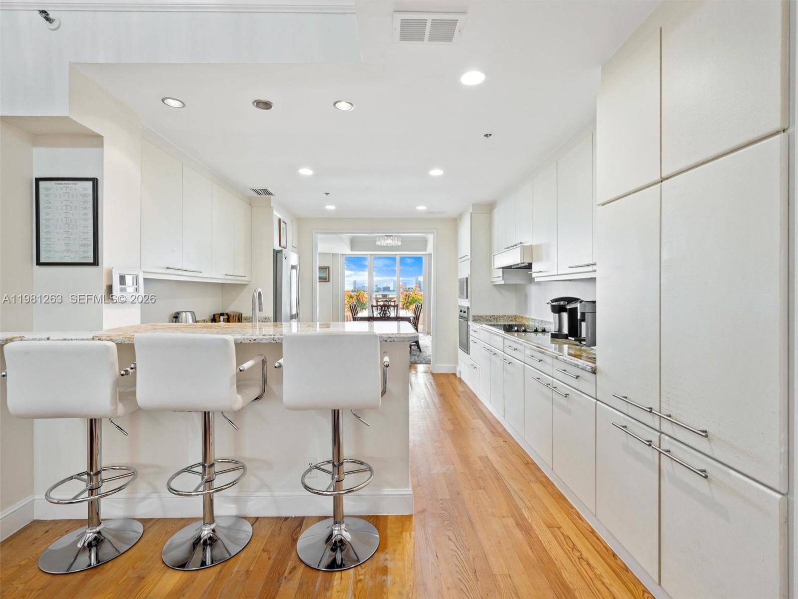 2416 Fisher Is Dr #5106 Miami Beach, FL 33109