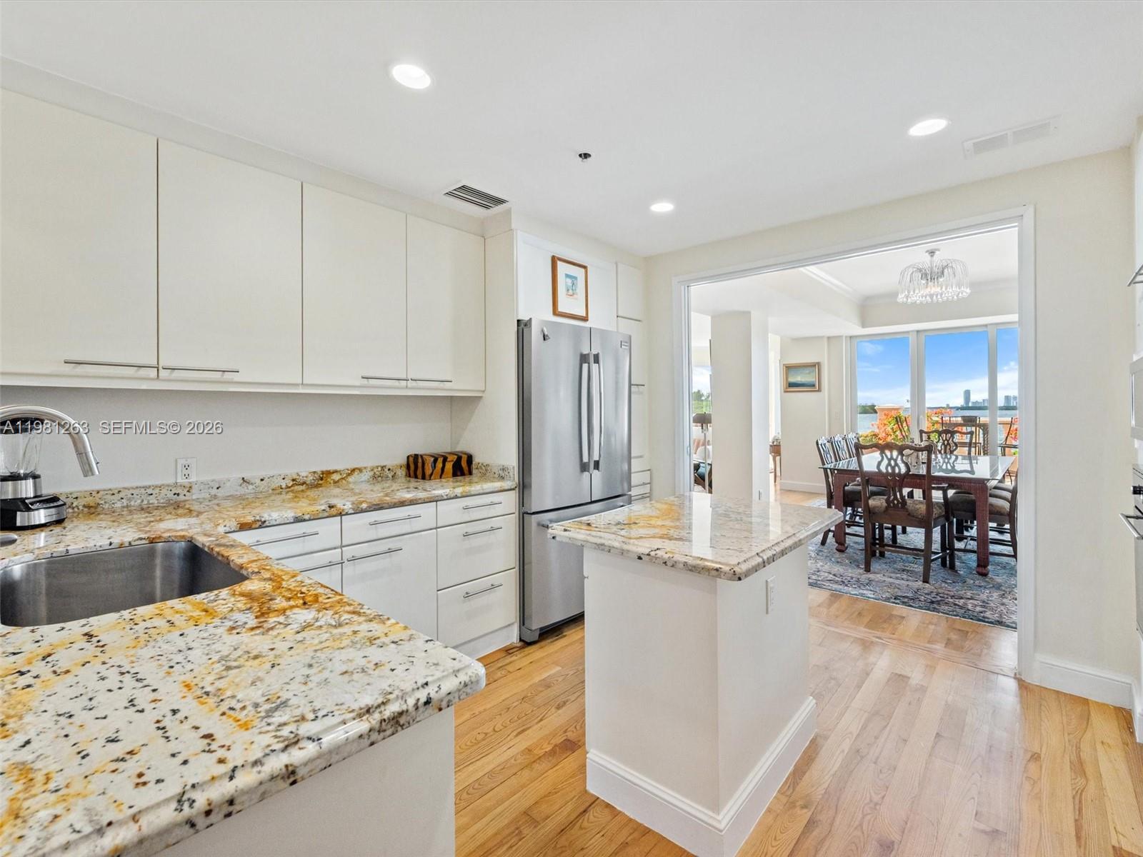 2416 Fisher Is Dr #5106 Miami Beach, FL 33109