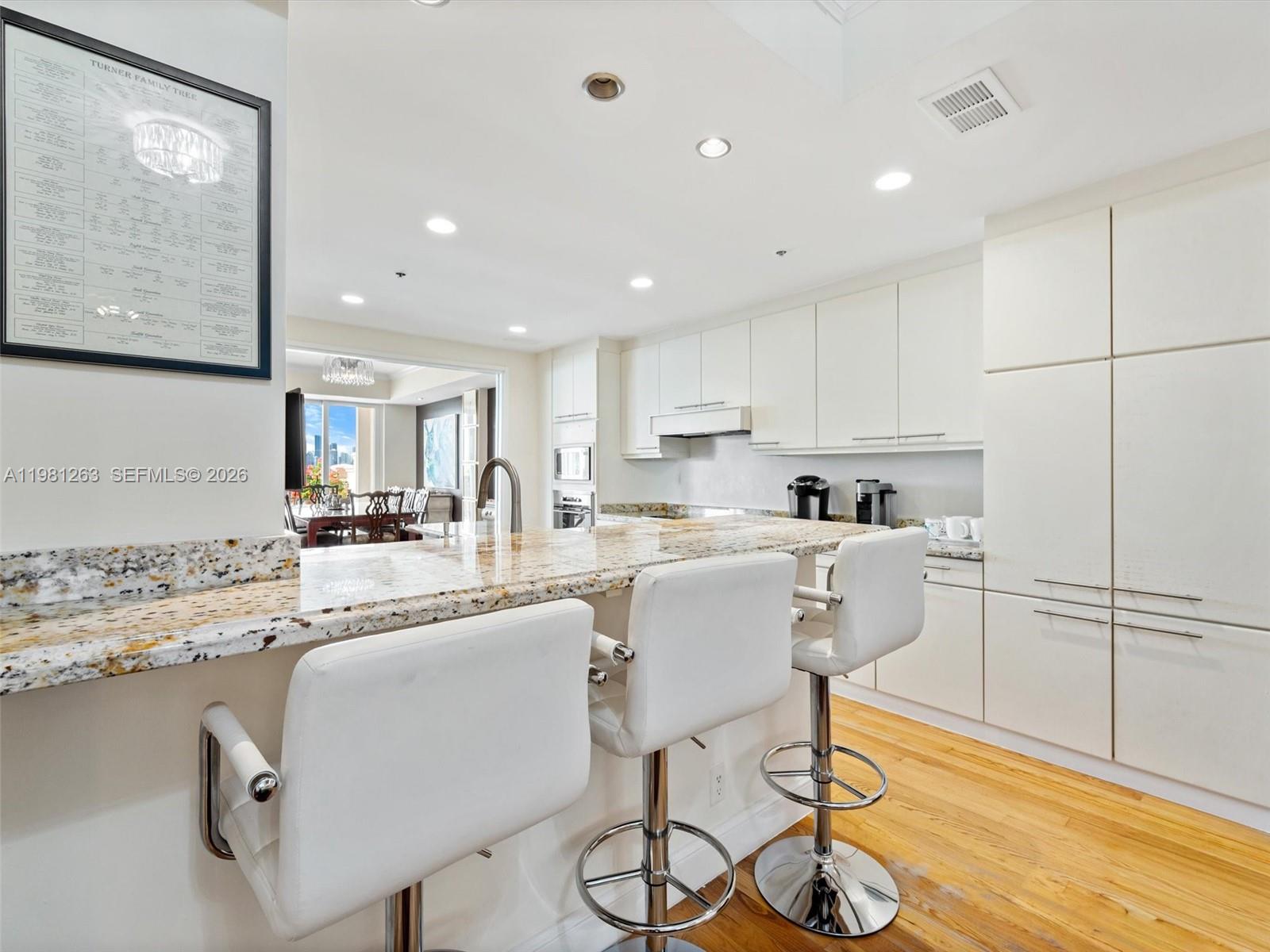 2416 Fisher Is Dr #5106 Miami Beach, FL 33109