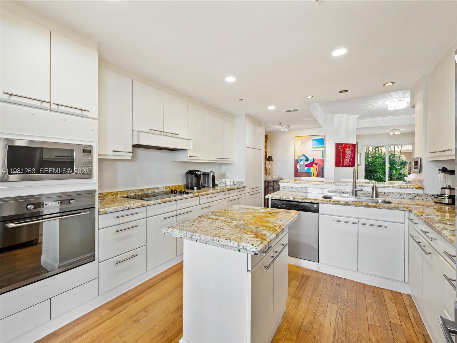 2416 Fisher Is Dr #5106 Miami Beach, FL 33109