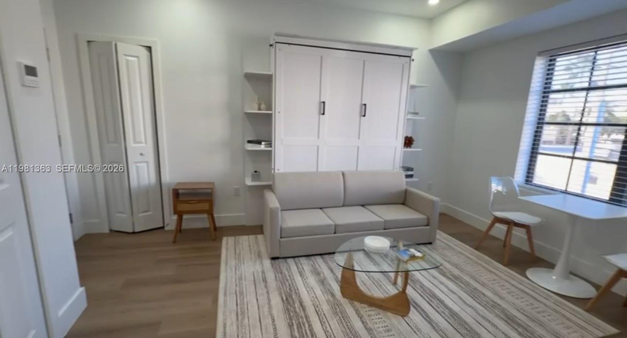 1619 Jefferson Ave #307