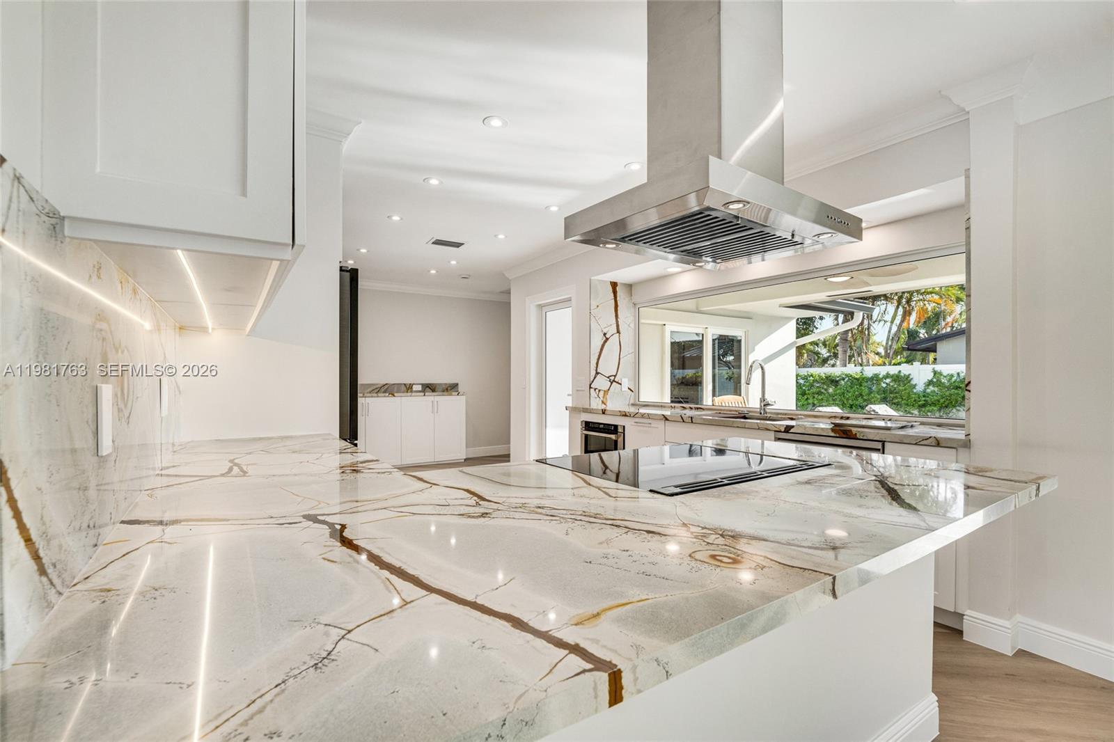 4460 NE 25th Ave Lighthouse Point, FL 33064