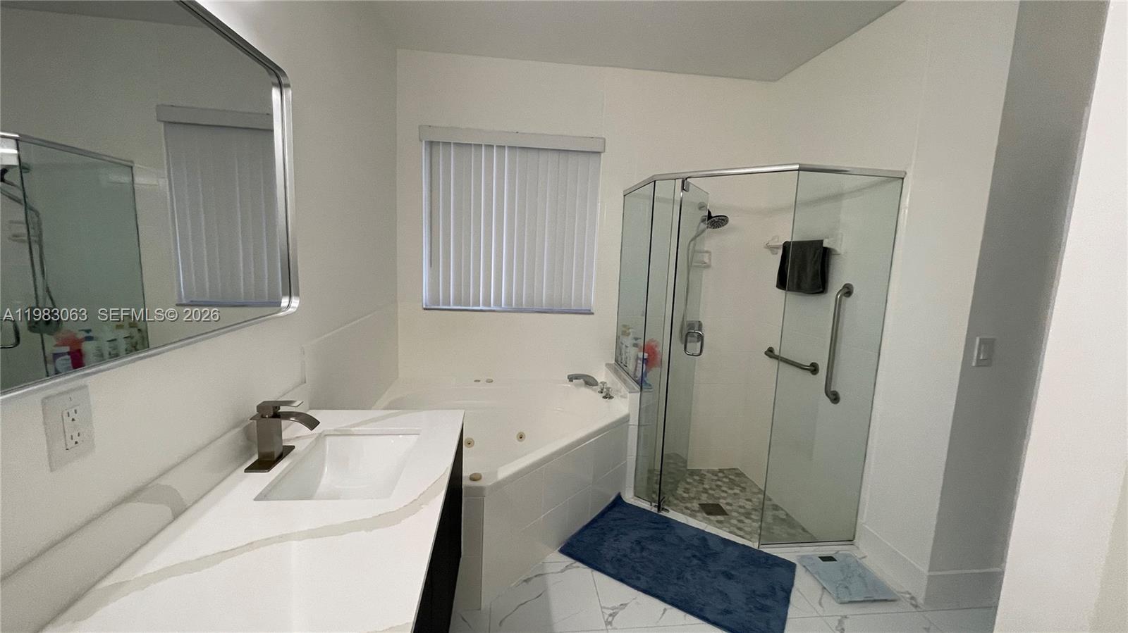 11581 SW 10th Ct Pembroke Pines, FL 33025