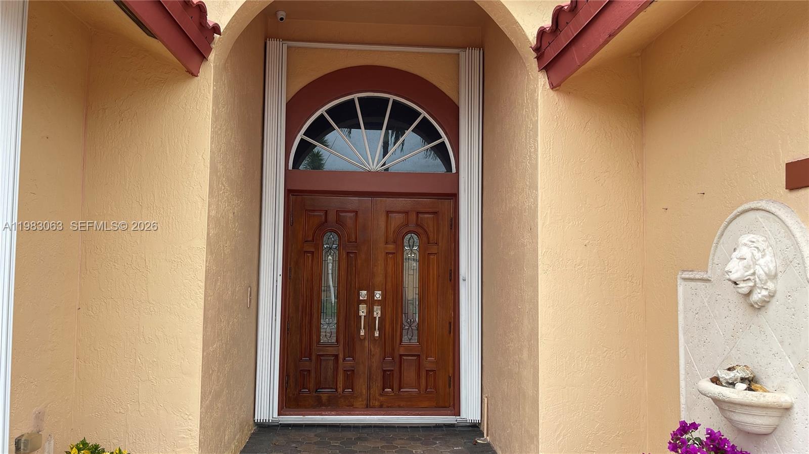 11581 SW 10th Ct Pembroke Pines, FL 33025