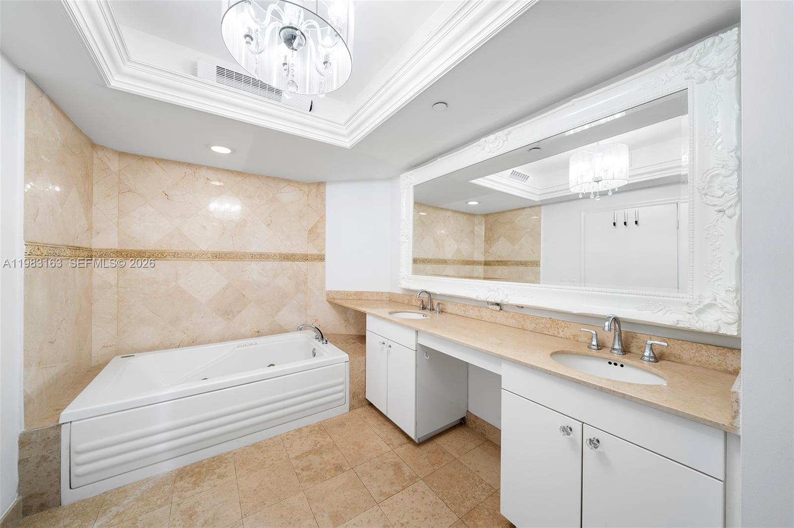 image Green Diamond16