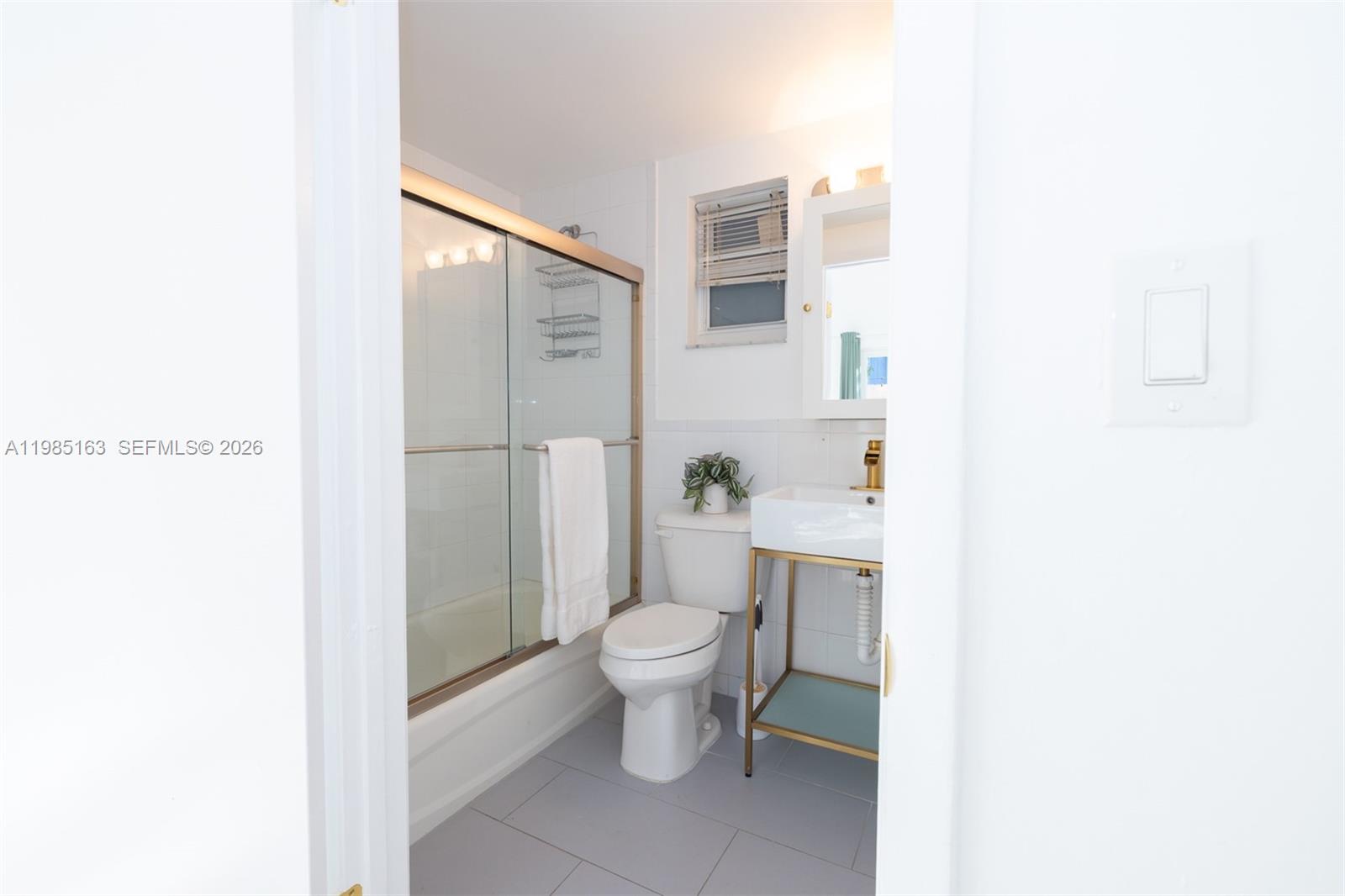 1611 SW 2nd Ct #AA112 Miami, FL 33129