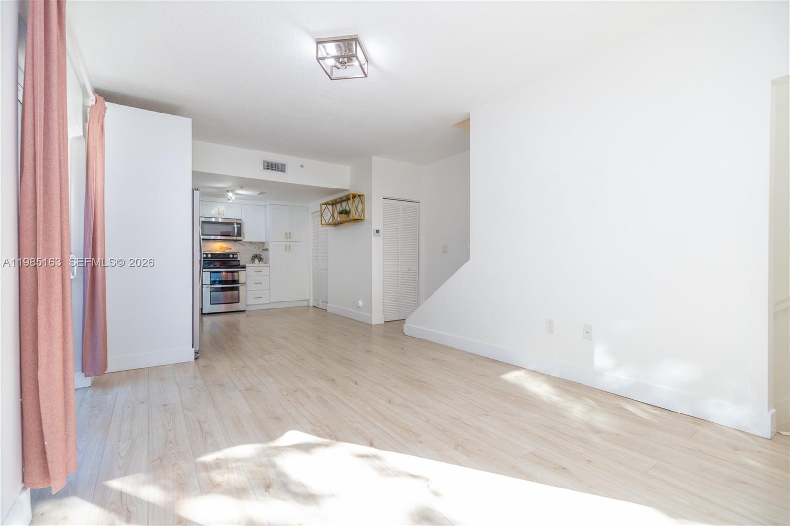 1611 SW 2nd Ct #AA112 Miami, FL 33129