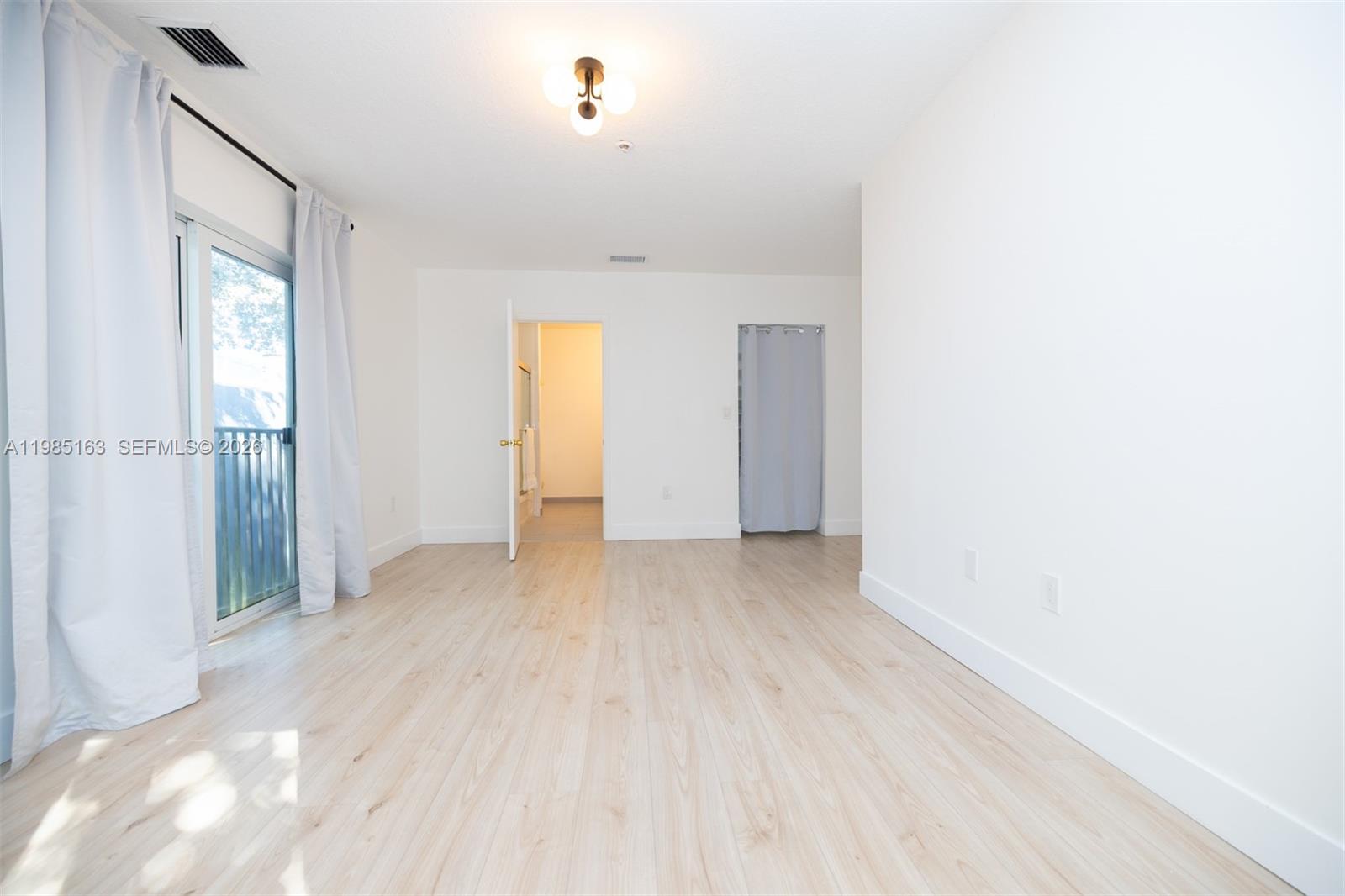 1611 SW 2nd Ct #AA112 Miami, FL 33129