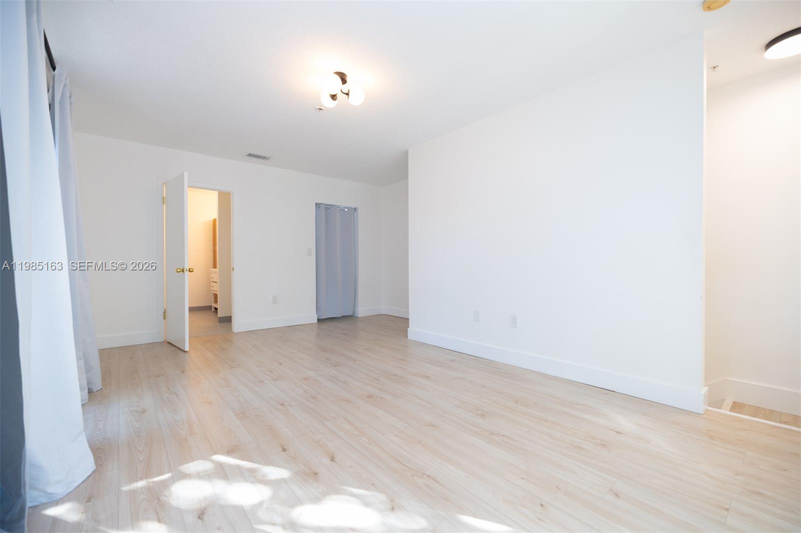 1611 SW 2nd Ct #AA112 Miami, FL 33129