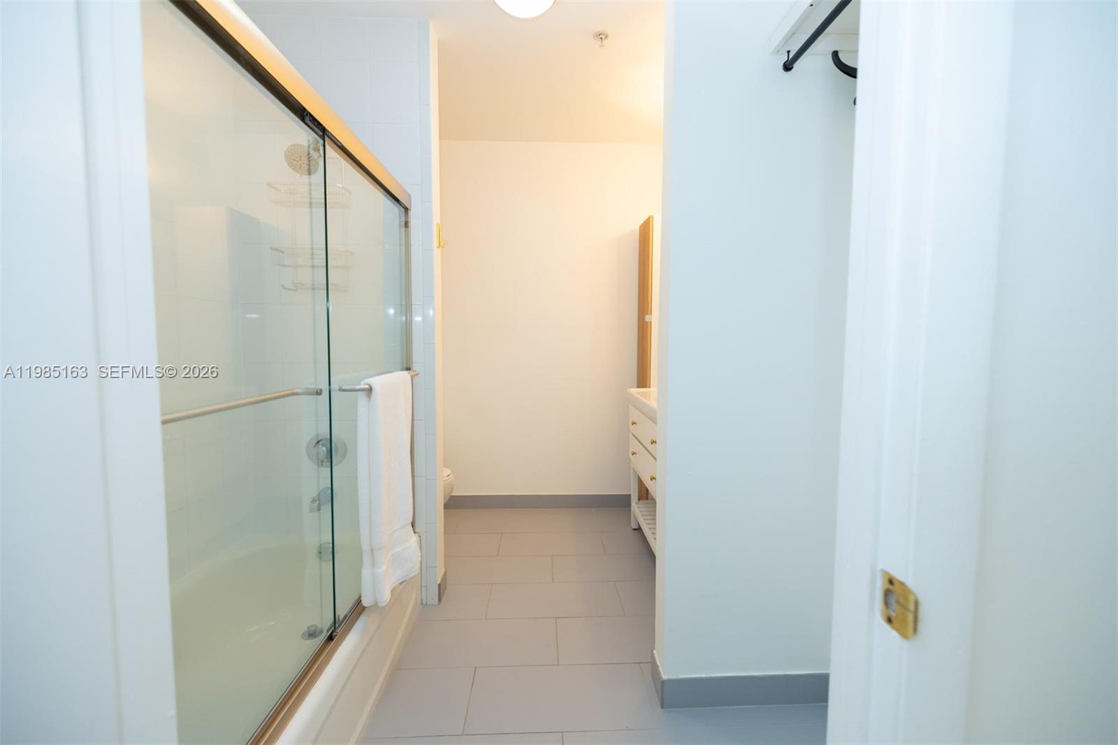 1611 SW 2nd Ct #AA112 Miami, FL 33129