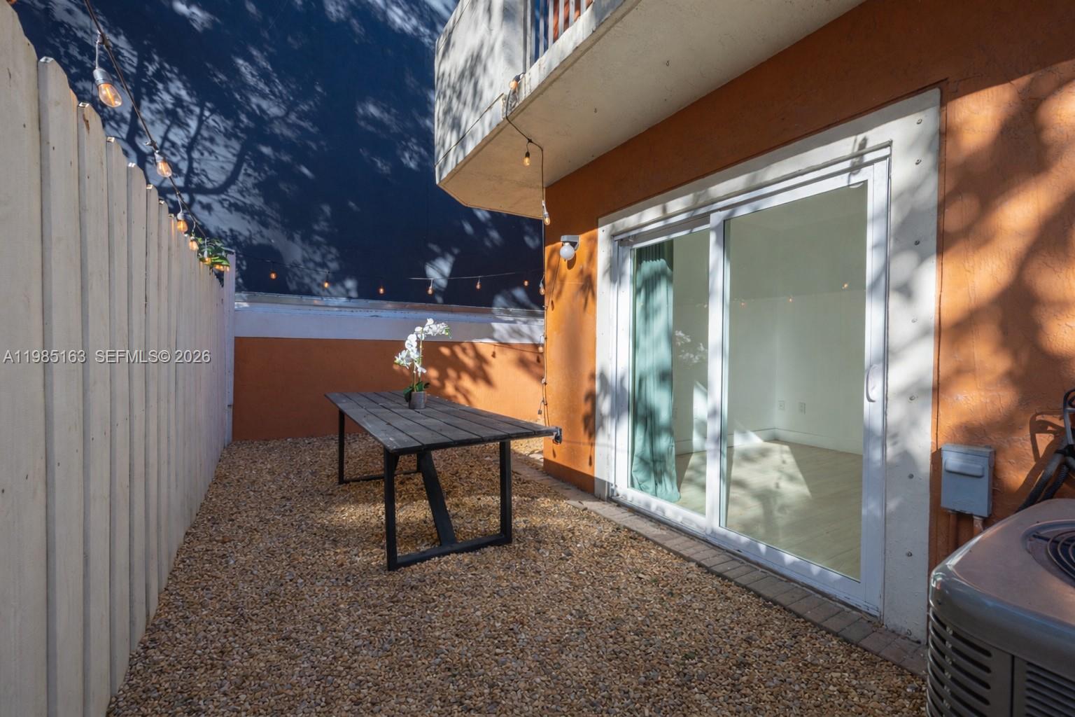 1611 SW 2nd Ct #AA112 Miami, FL 33129