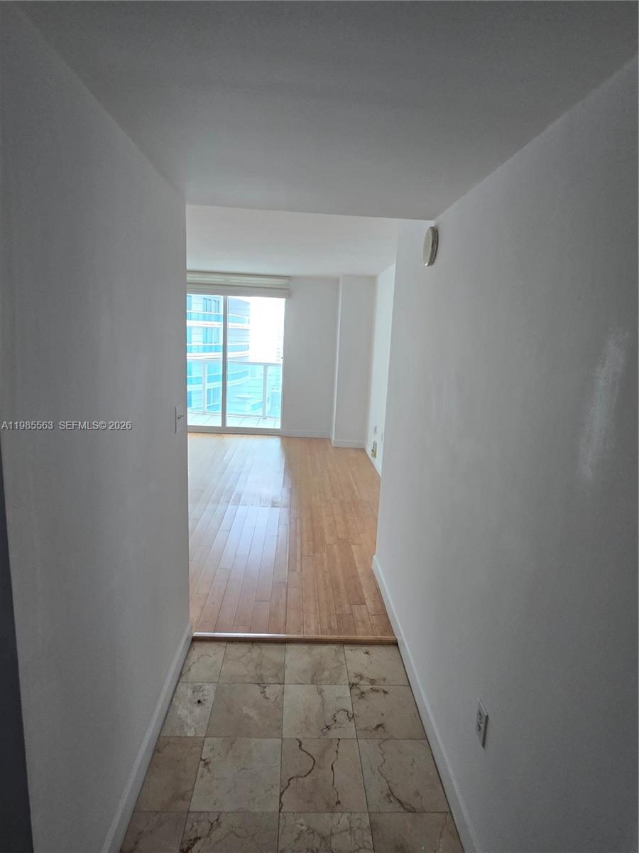 2101 Brickell Ave #1911 Miami, FL 33129