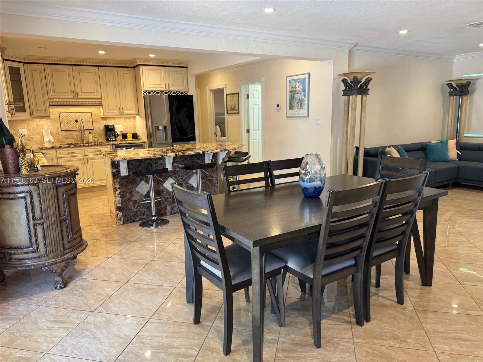 2355 SE 7th St Pompano Beach, FL 33062