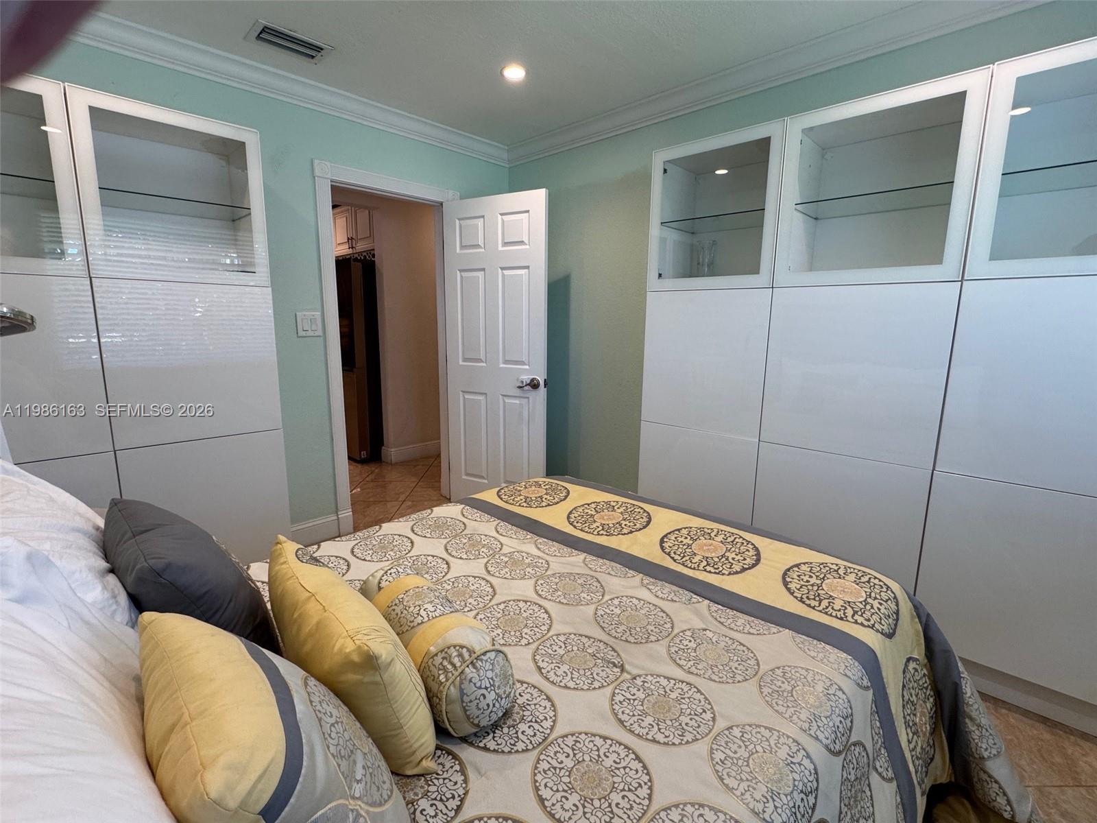 2355 SE 7th St Pompano Beach, FL 33062