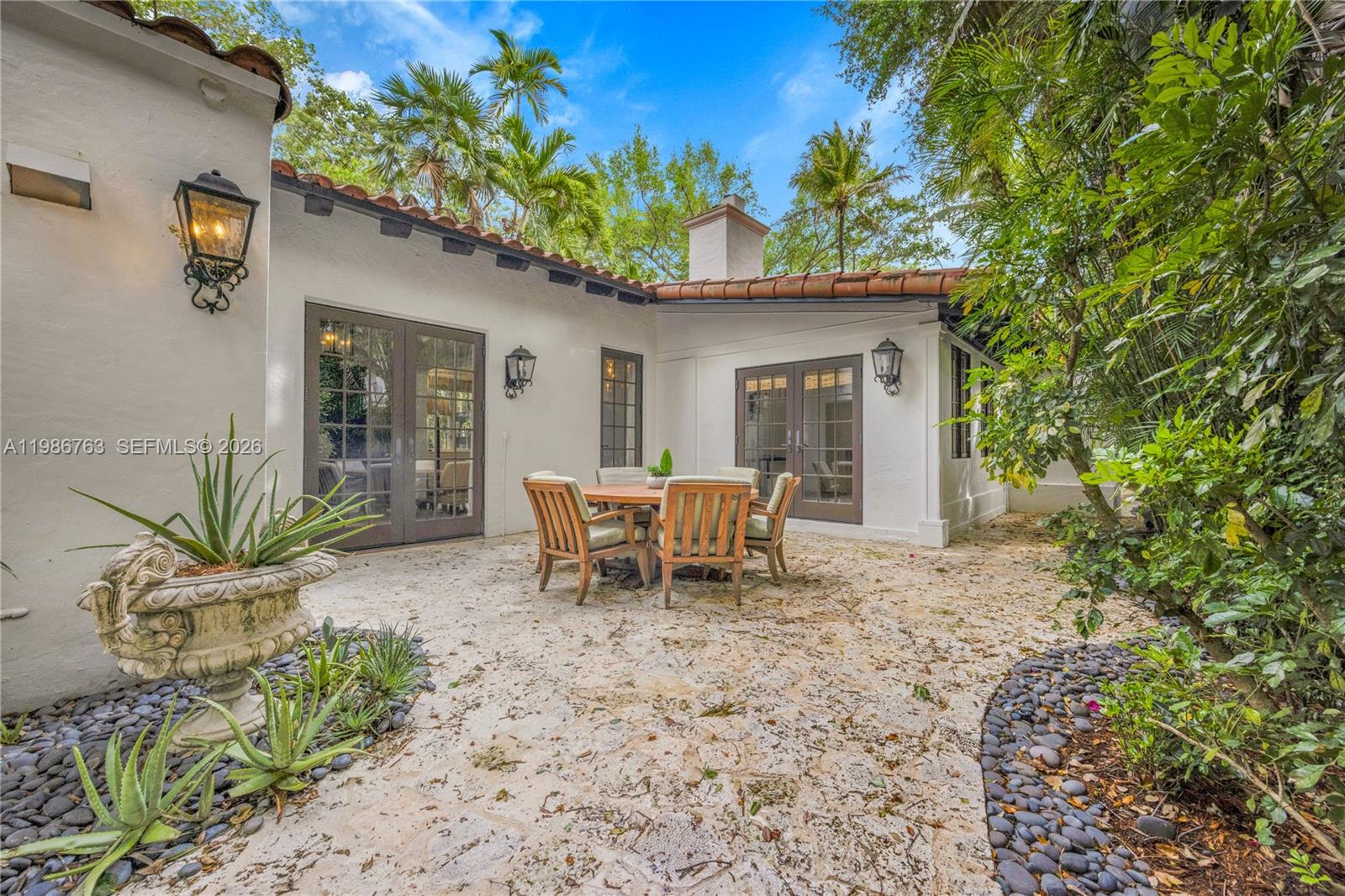 3820 Braganza Ave Miami, FL 33133