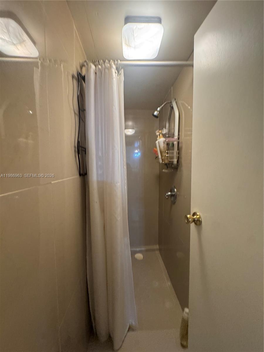 1481 NE Miami Gdns Dr #162 Miami, FL 33179