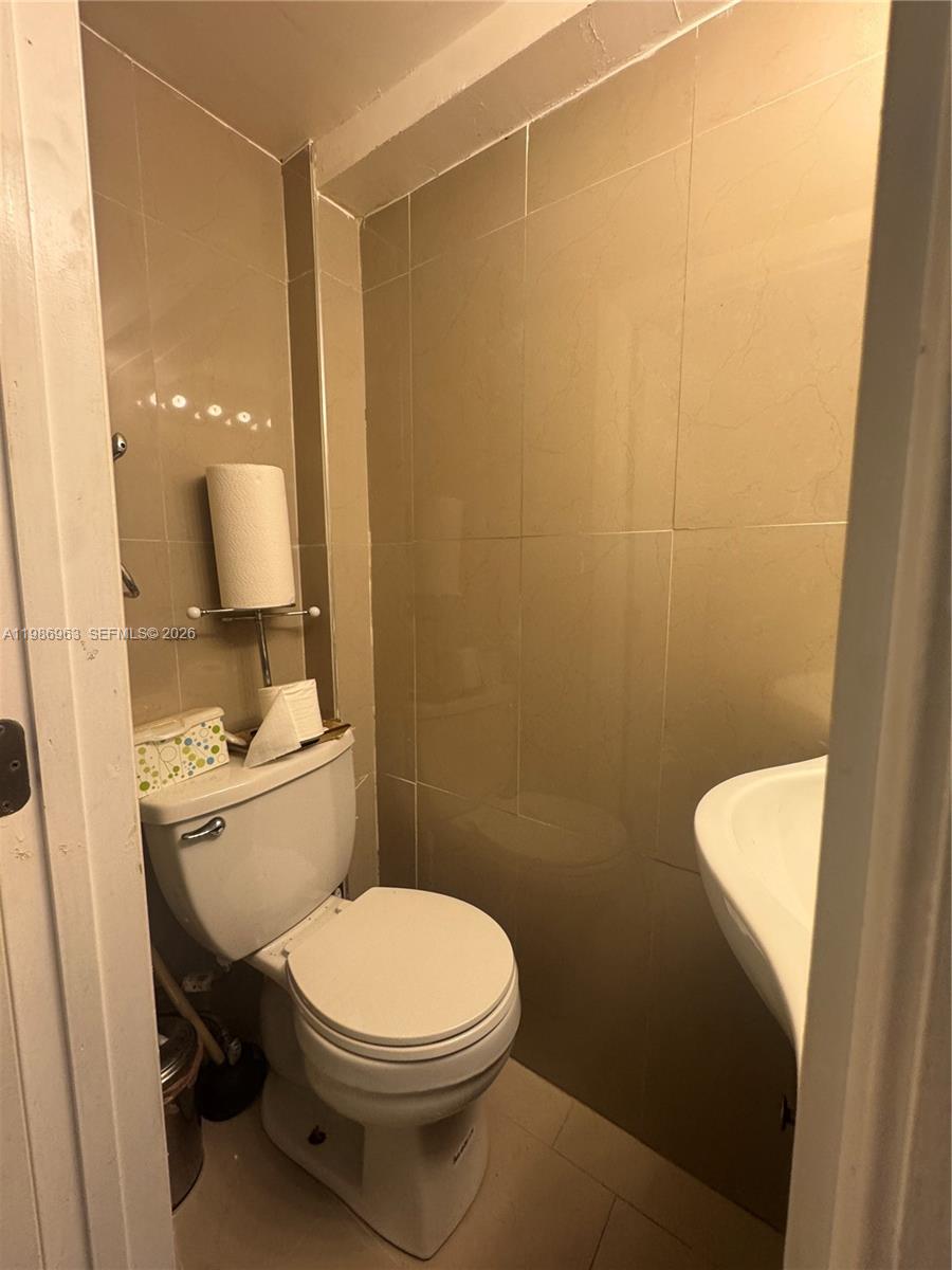 1481 NE Miami Gdns Dr #162 Miami, FL 33179