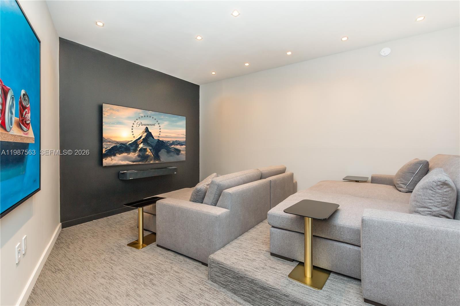 851 NE 1st Ave #PH 4611 Miami, FL 33132