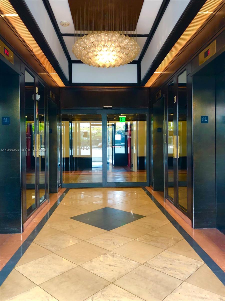 image Charter Club24