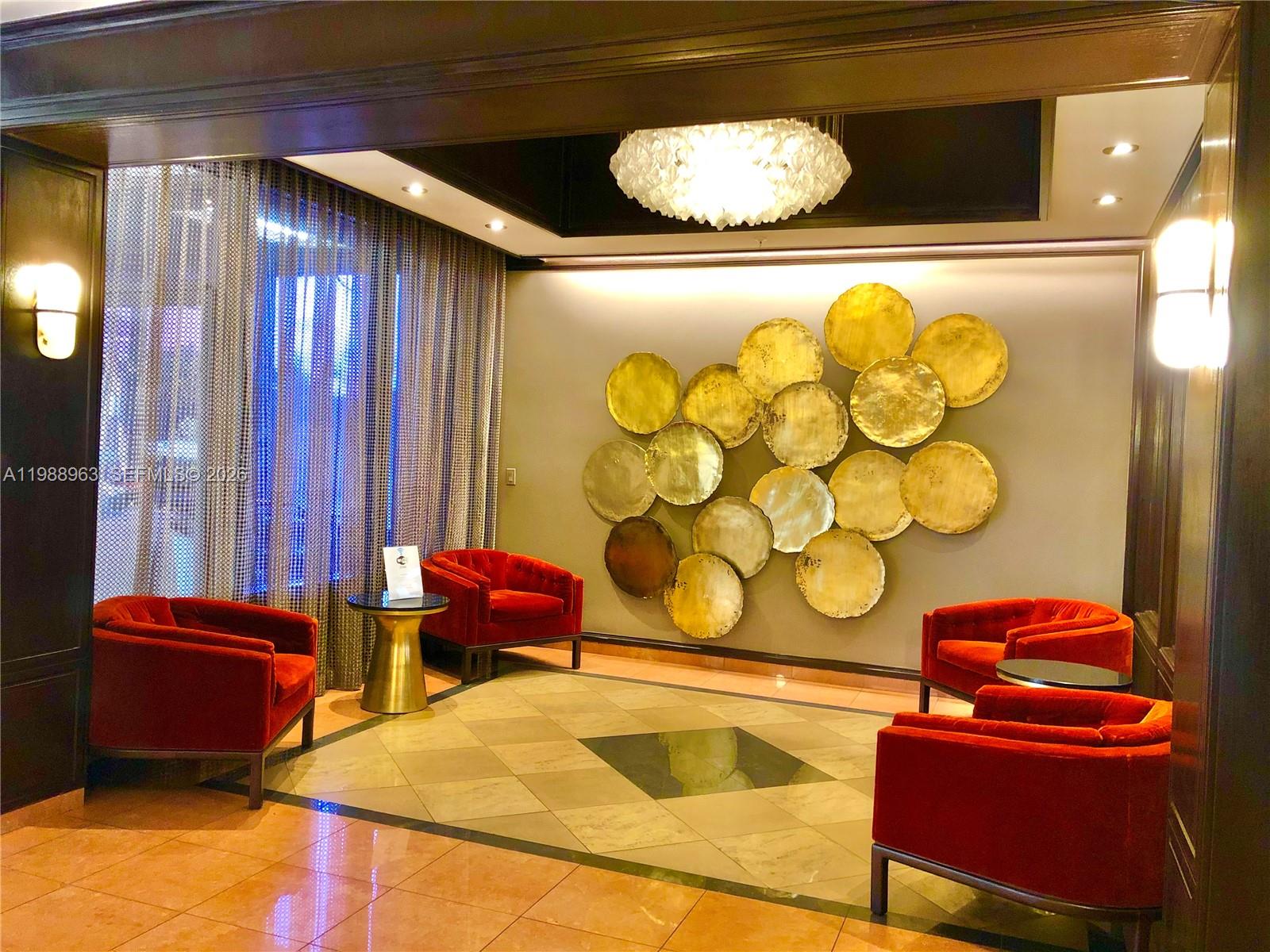 image Charter Club28