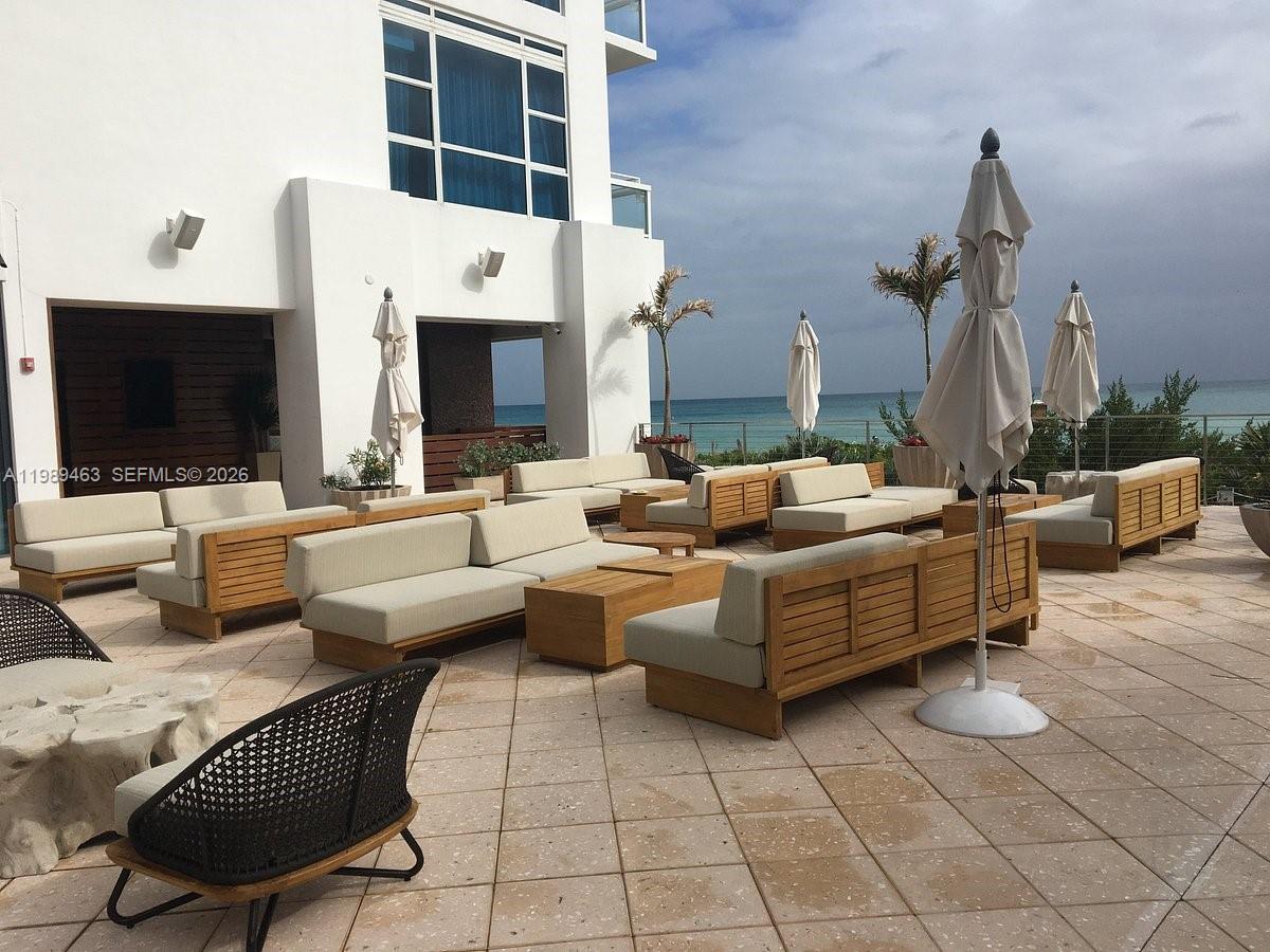 image The Carillon Center Tower27