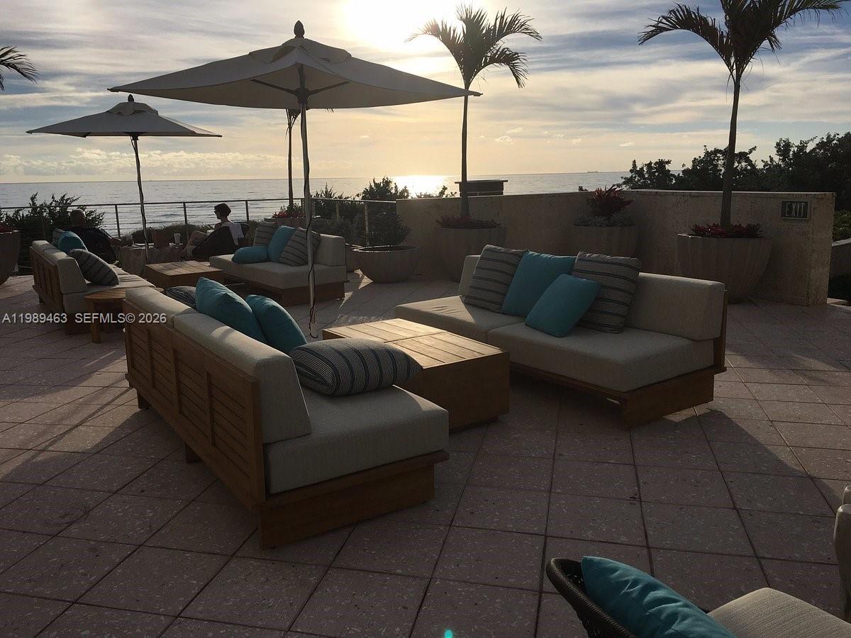 image The Carillon Center Tower29