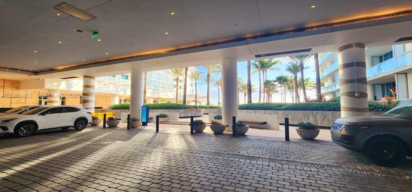 image The Carillon Center Tower6