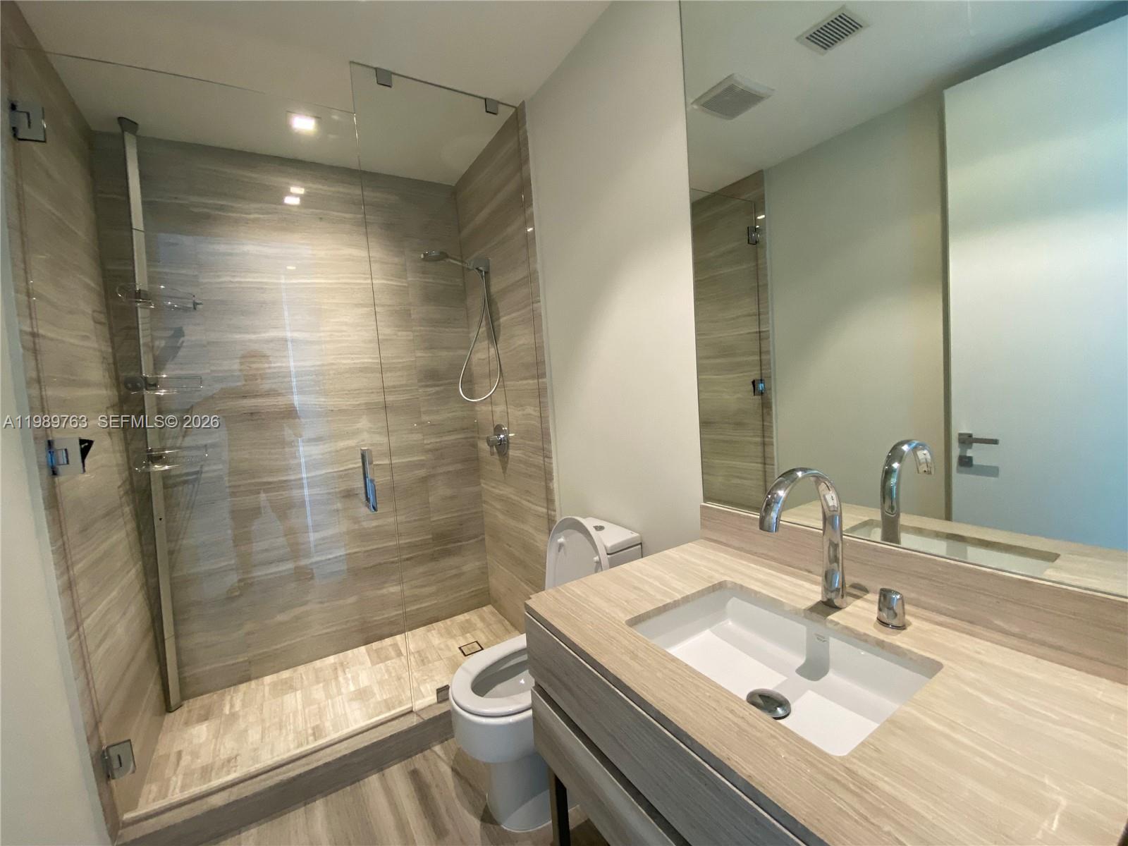 image Residences by Armani Casa12