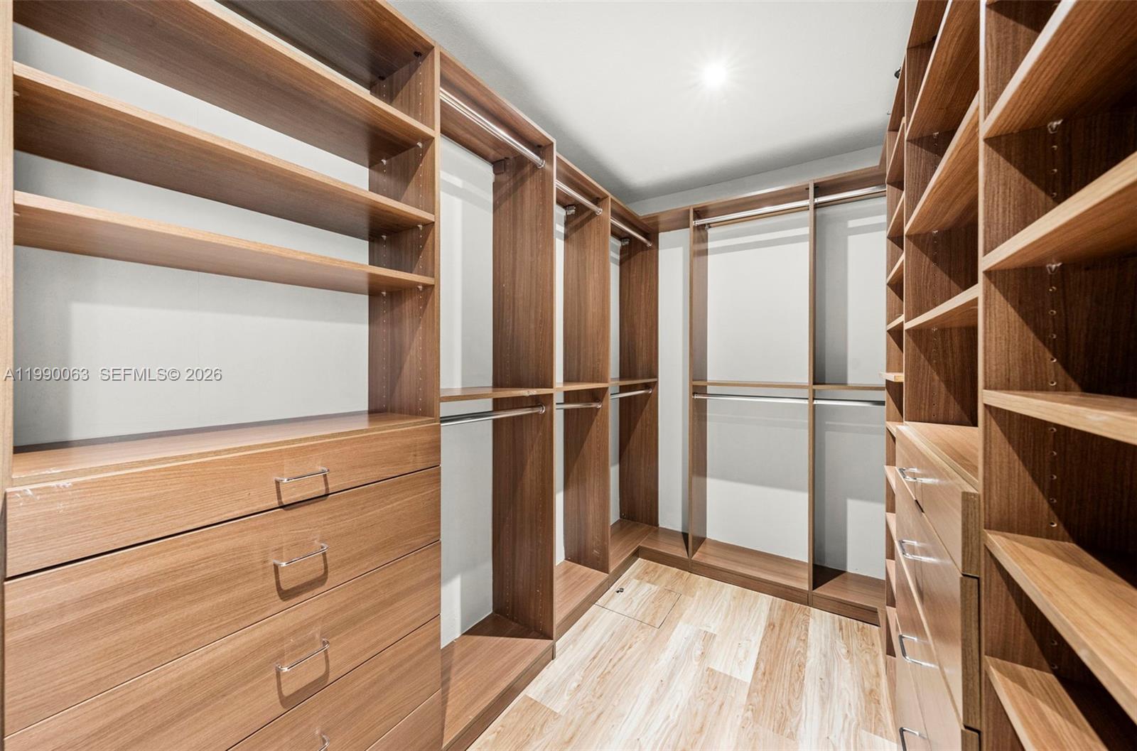 6601 SW 124th St Pinecrest, FL 33156