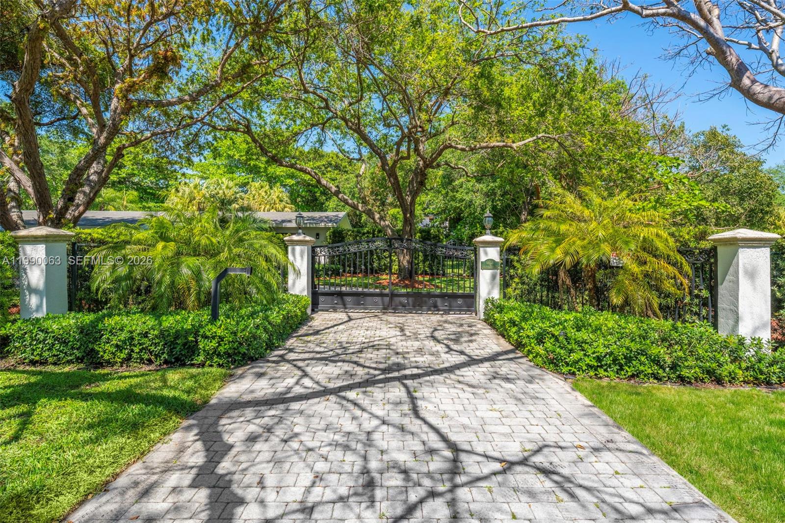 6601 SW 124th St Pinecrest, FL 33156