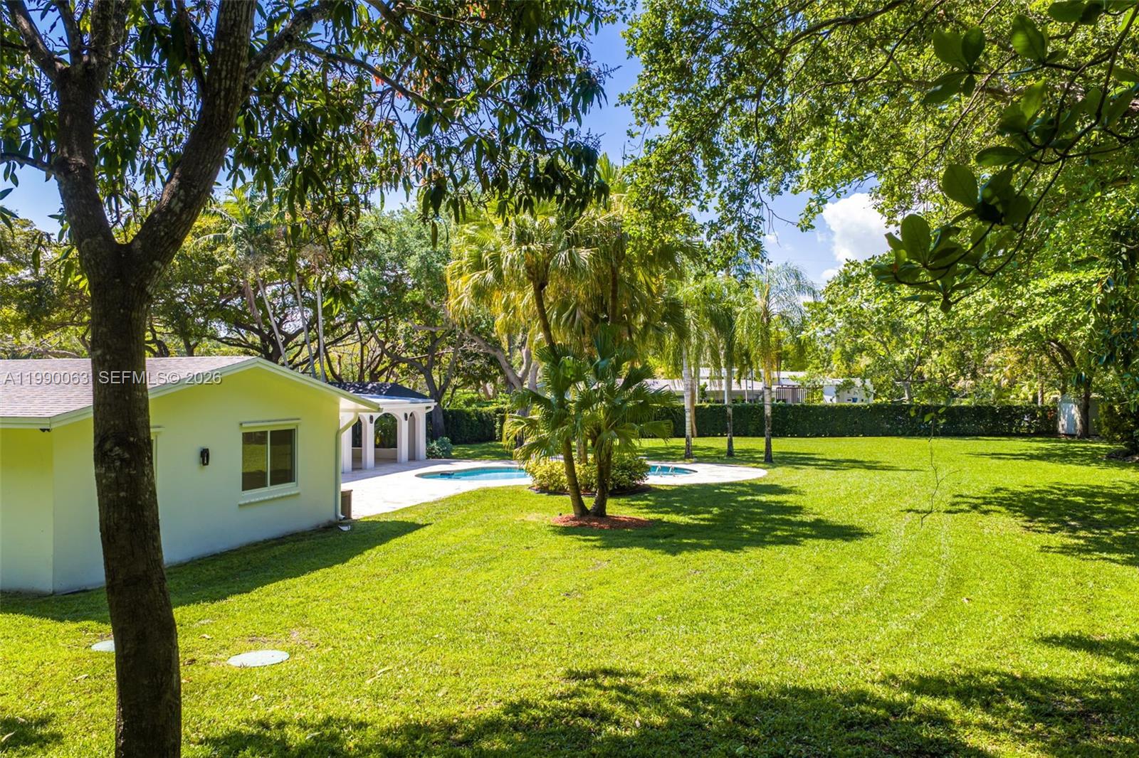 6601 SW 124th St Pinecrest, FL 33156