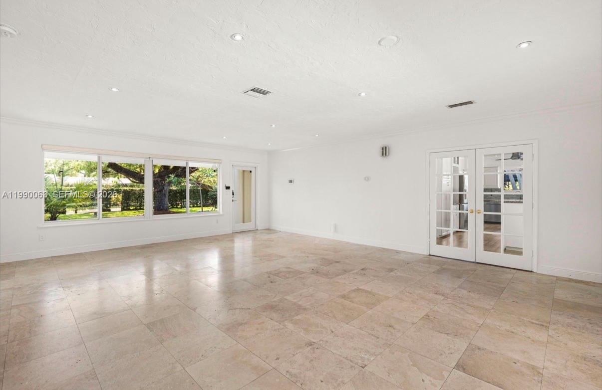 6601 SW 124th St Pinecrest, FL 33156