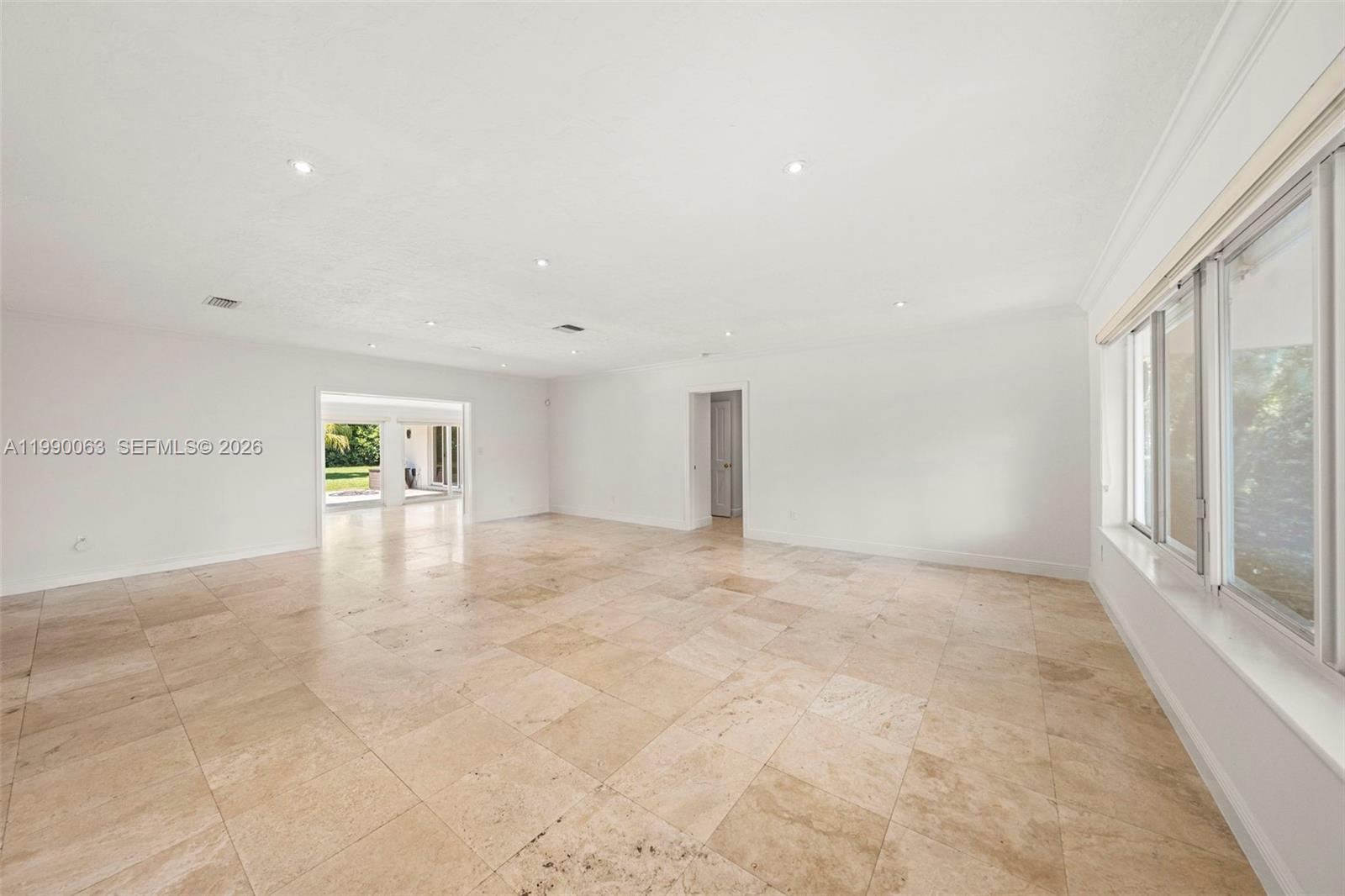 6601 SW 124th St Pinecrest, FL 33156