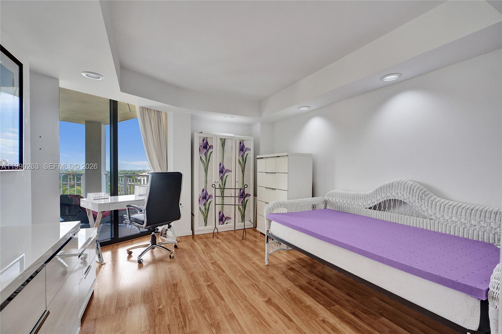 4000 Towerside Ter #2111 Miami, FL 33138