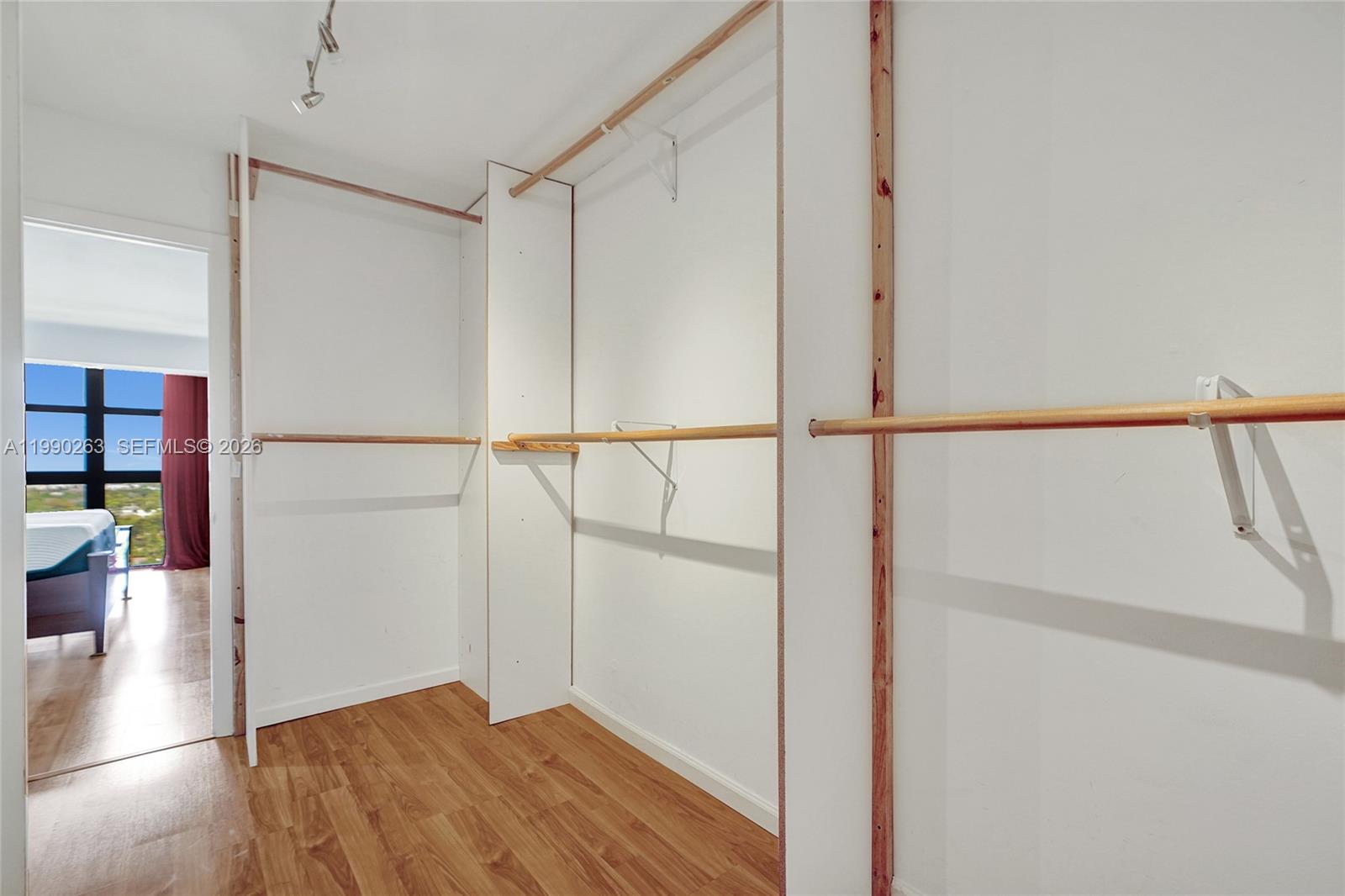 4000 Towerside Ter #2111 Miami, FL 33138