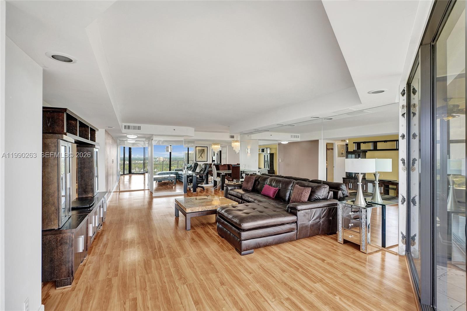 4000 Towerside Ter #2111 Miami, FL 33138