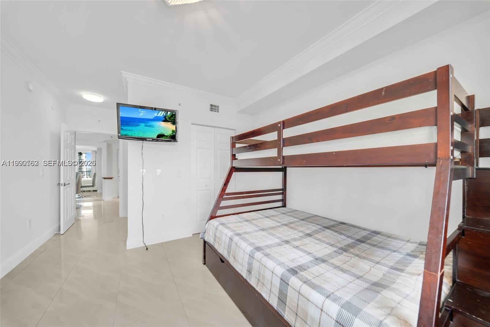 image Porto Bellagio Condo12