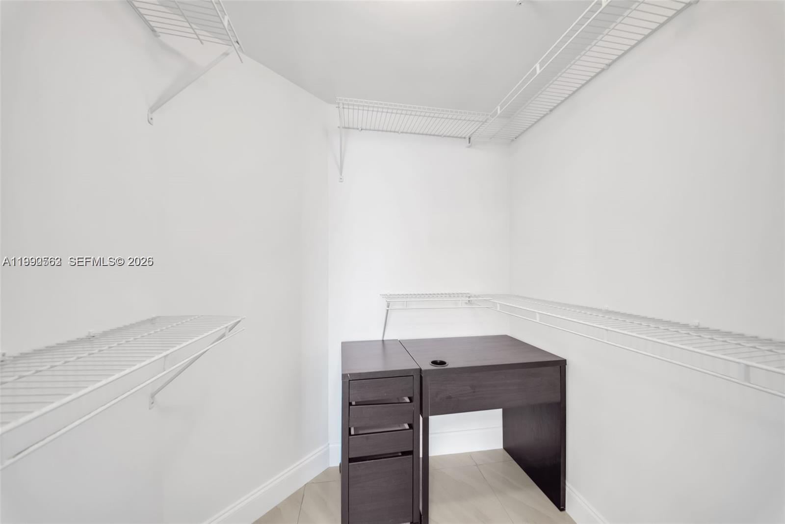 image Porto Bellagio Condo13