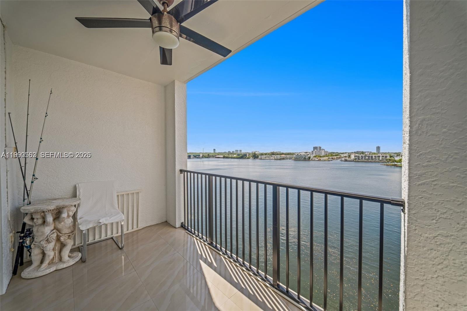 image Porto Bellagio Condo23