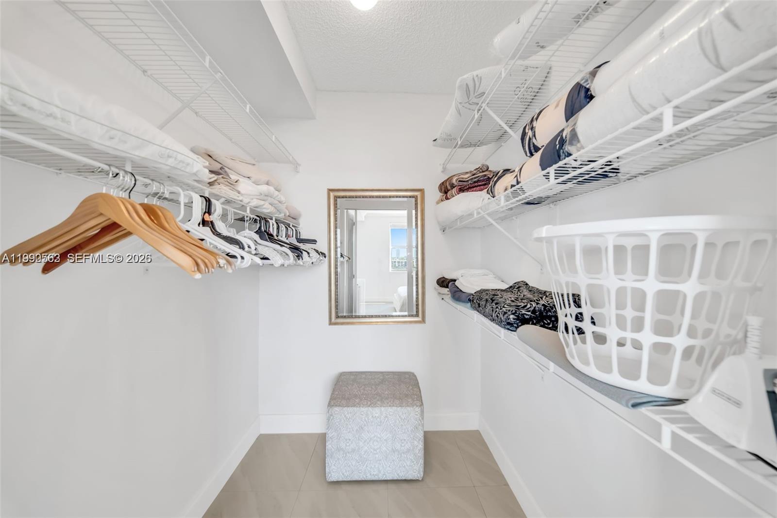 image Porto Bellagio Condo24