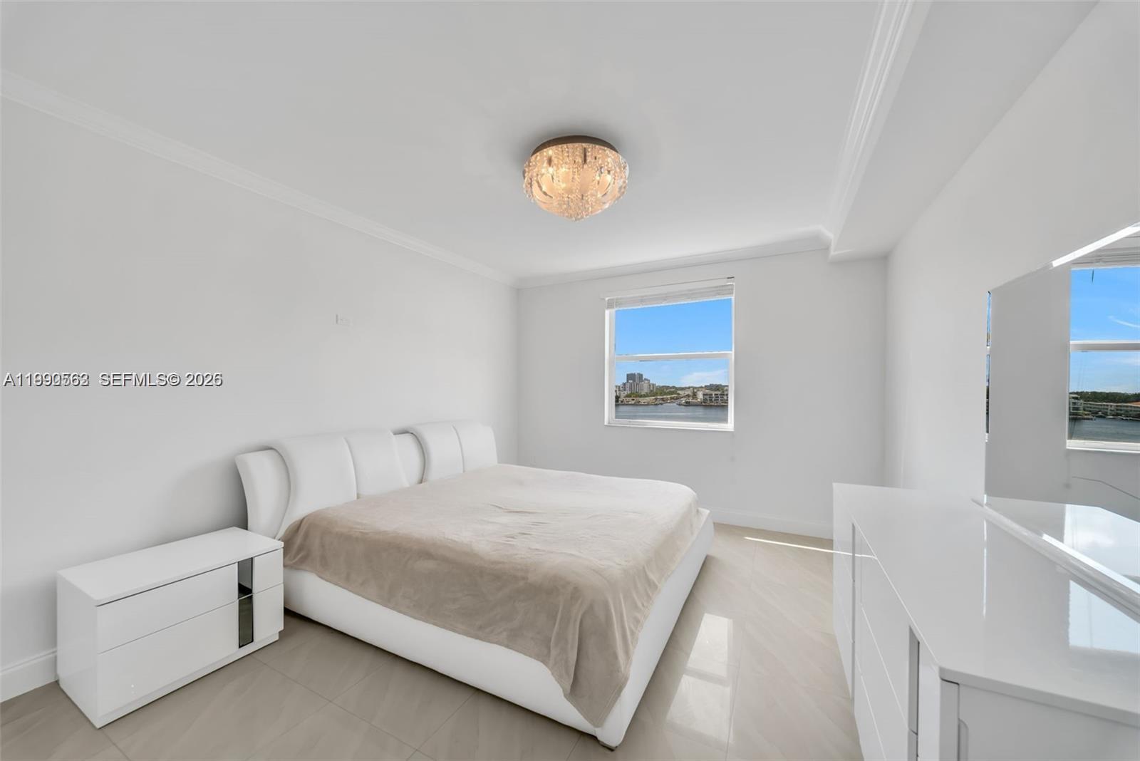 image Porto Bellagio Condo25