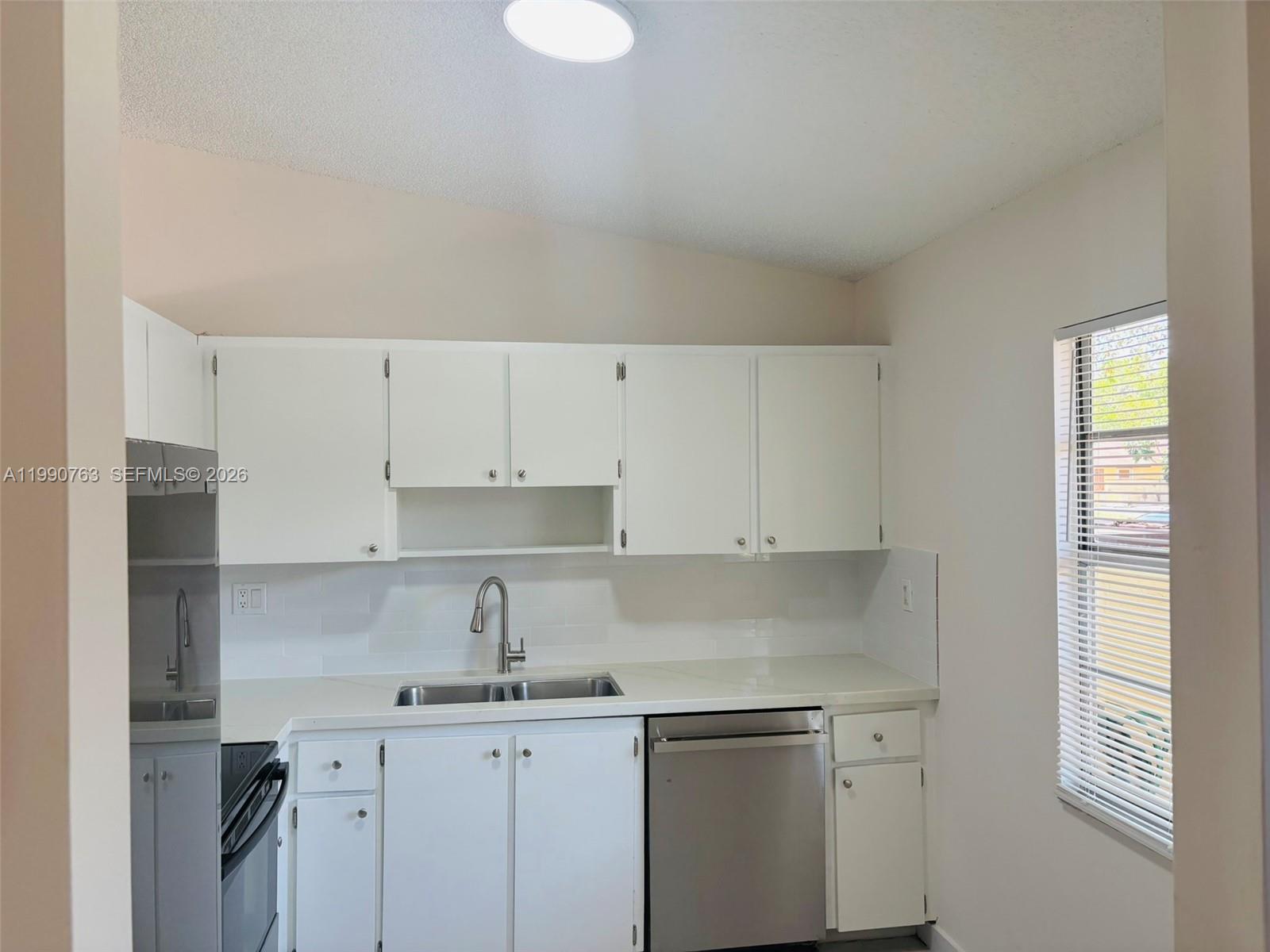 4356 NW 5th Ave Deerfield Beach, FL 33064