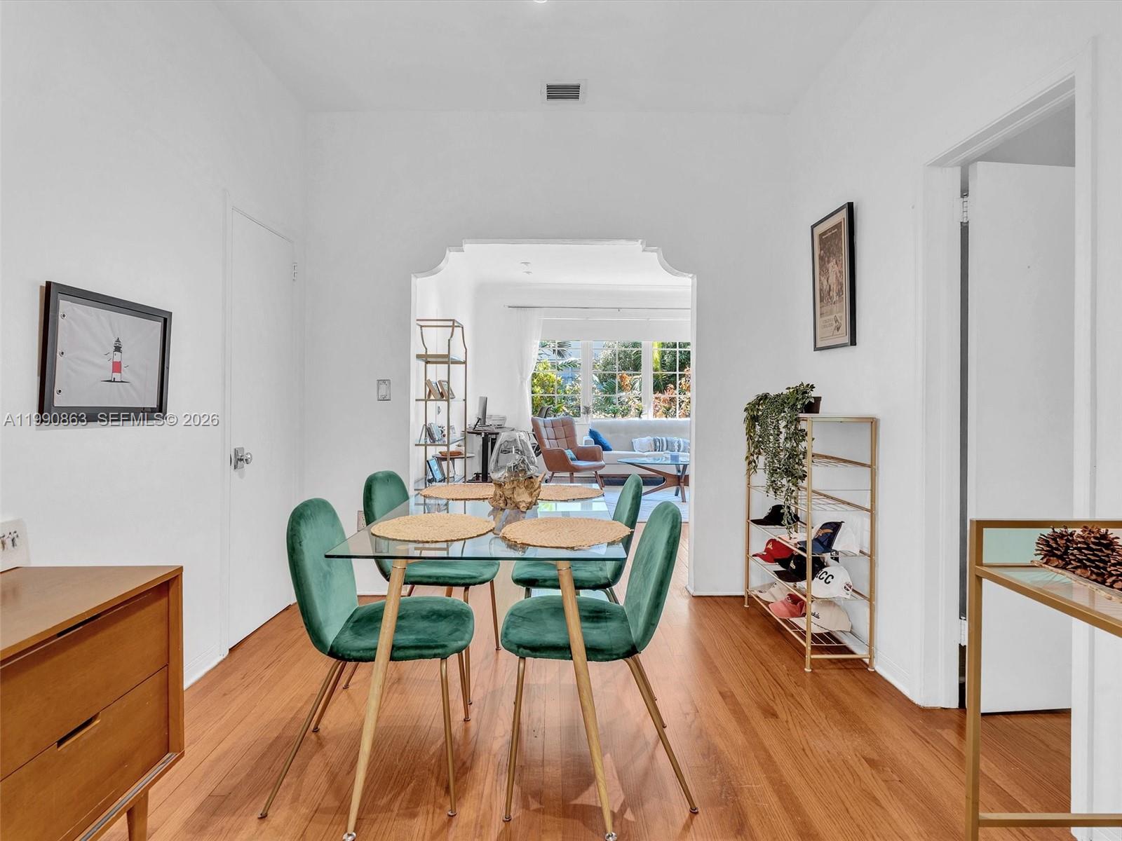 910 Lenox Ave #2 Miami Beach, FL 33139