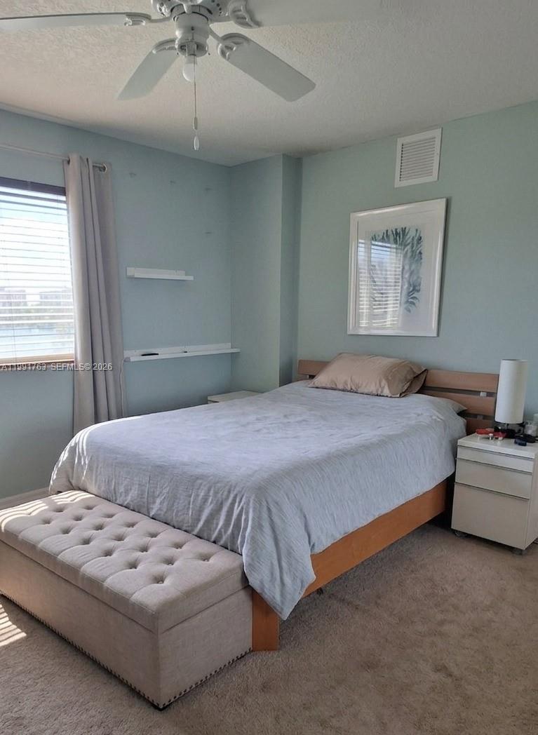 816 NW 11th St #806 Miami, FL 33136