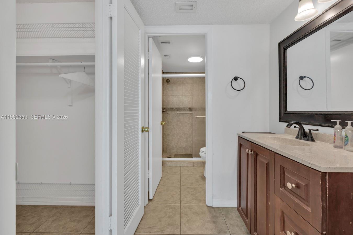 18011 Biscayne Blvd #903 Aventura, FL 33160