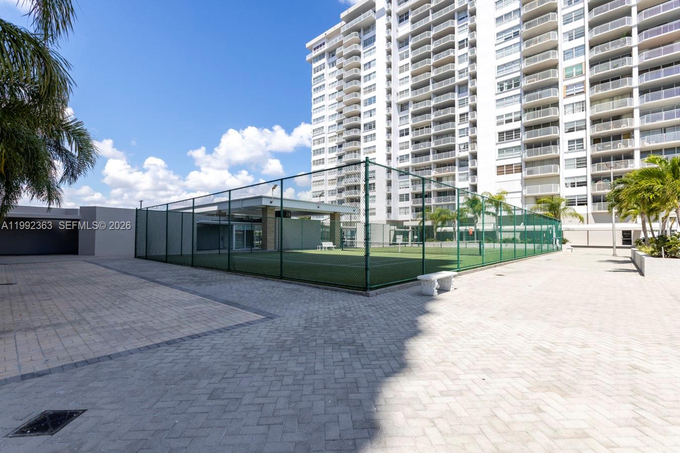 18011 Biscayne Blvd #903 Aventura, FL 33160