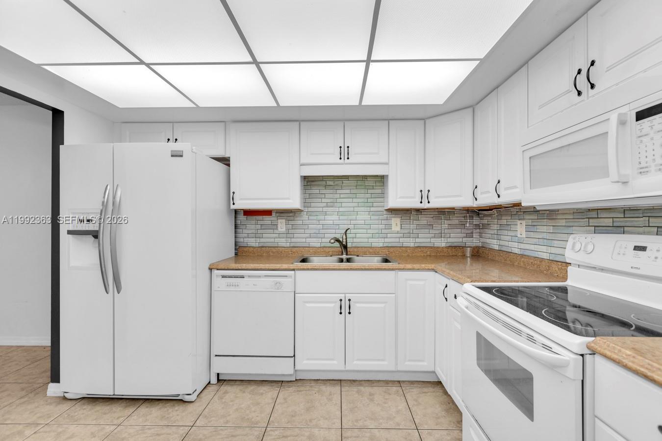 18011 Biscayne Blvd #903 Aventura, FL 33160