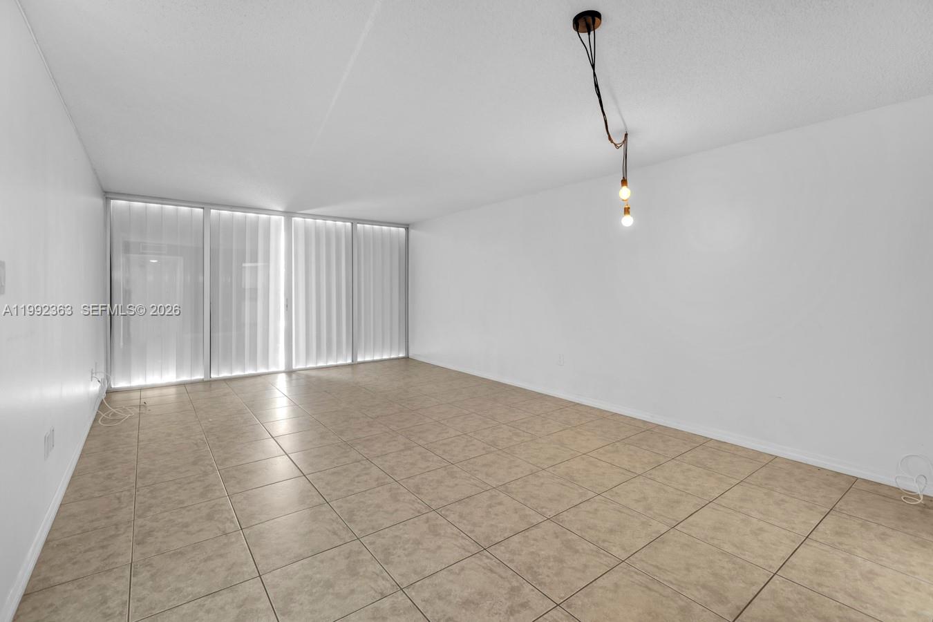 18011 Biscayne Blvd #903 Aventura, FL 33160