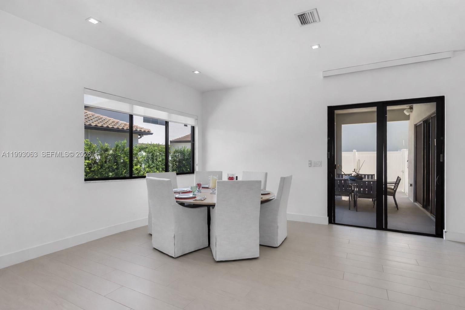 8019 NW 46th Ter Doral, FL 33166